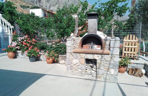 Kalymnos Apartment | Manolakis Pizanias