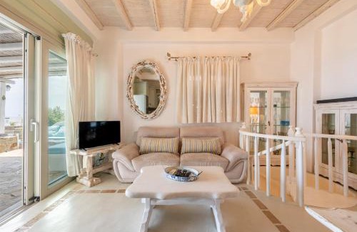Kalafatis House | Manolia Luxury Private house by Mykonian Kazarte
