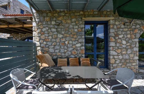 Lampini Villa | Manousaki