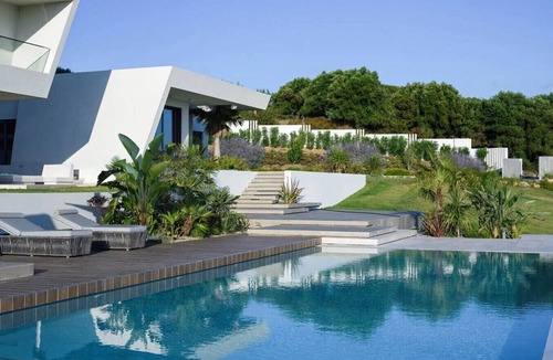 Nikita Villa | Μaraviglia Ethereon Villa by RentalsPro