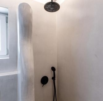 Glinado Apartment | Marble Arch Apartments