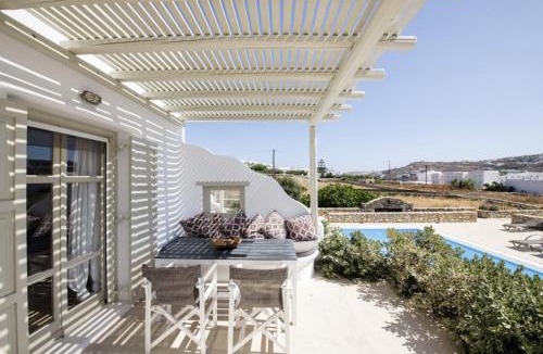 Ornos House | Marvi House Mykonos Holiday Home