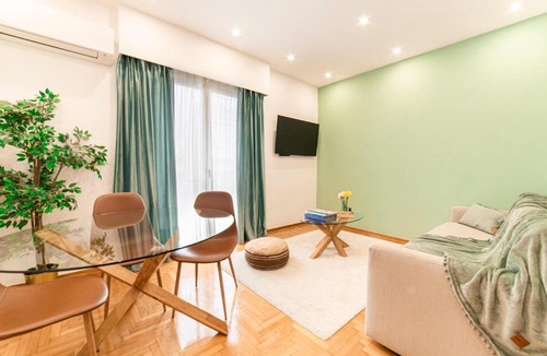 Kinosargous Apartment | Mary's Haven Apt near metro station and Acropolis