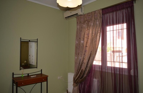 Markopoulon Apartment | Mary's House Apartment 10 min from Athens Airport