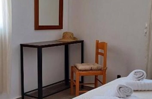 Mazarakata House | Mata's Cottage - 2 bedroom House