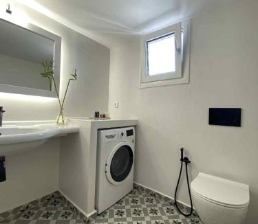Triovasalos Apartment | Matilda Milos - Cycladic Living