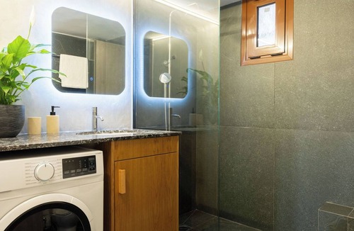 Agkisaras Apartment | MD Horizon with private Jacuzzi