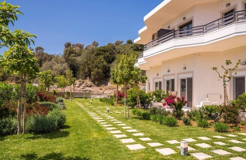 Gialos House | Mear Cozy Double Nest - Summer Creatan Gem