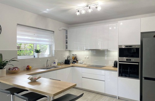 Spata-Artemida Apartment | Melinta Stay | Apartment near Athens Airport, Rafina Port & Beach