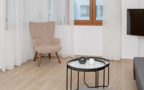 Pilalimata Apartment | Memories Suites - Luxury Suite with Sea View