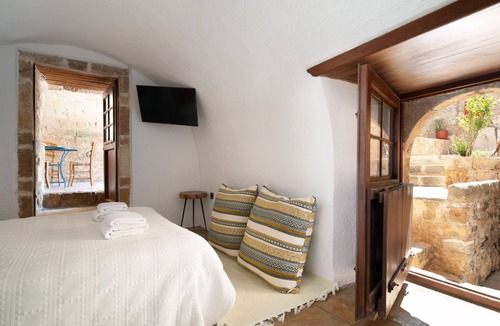 Monemvasia House | Menexes Suites Monemvasia