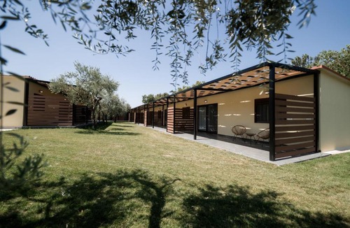 Megalos Prinos Hotel | Meraki luxury bungalows