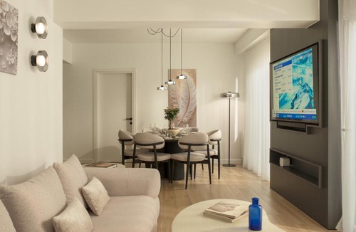 Athens City Centre Apartment | Metro Acropolis, 117sqm luxury 3BDR, SuperViewAthens
