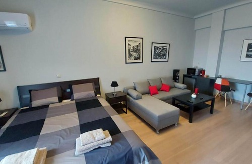 Piraeus Apartment | METROPOLITAN MACVIEW-3 διαμέρισμα studio Φάληρο