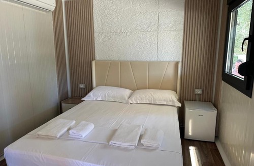 Borsh House | Miarla Rooms