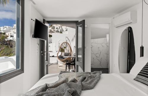 Firostefani Apartment | Mill Houses New Elegant Suites by Mr and Mrs White