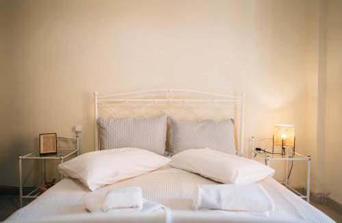 Mytilene Apartment | Miranta's Studios