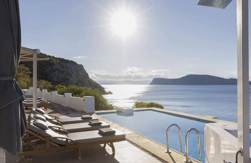 Hydra Villa | Mirkella - Six Bedroom Villa, Sleeps 12