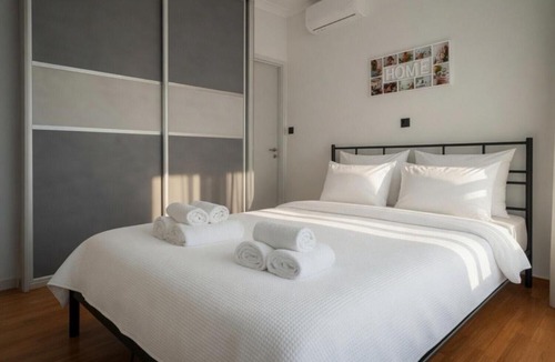 Voula Apartment | misoselefantas