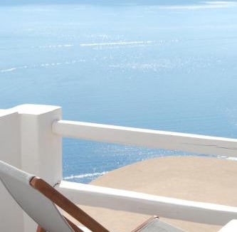 Firostefani House | Mnimes Guesthouses Santorini