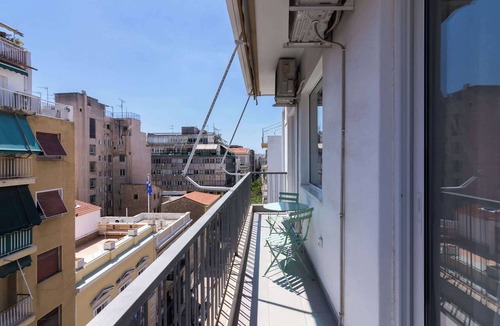 Piraeus Apartment | Modern 1 Bd Stay Near Piraeus Tower