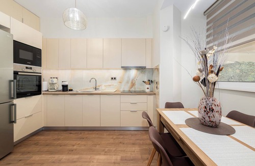 Kallithea Apartment | Modern 2BR Kallithea Apartment - Metro, WiFi & AC