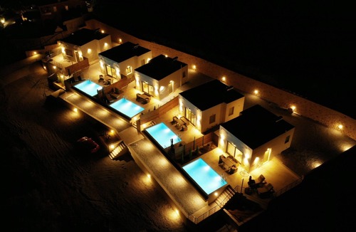 Trochalia Apartment | Modern luxurious suite with private pool and sea view, Suite (FE)