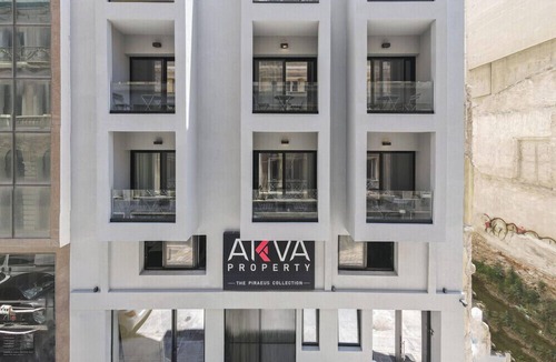 Piraeus Apartment | Modern Studio in Athens. Relax, Repeat