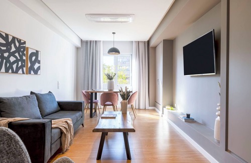 Monastiraki Apartment | Monastiraki Living: Deluxe 2BR Apartment