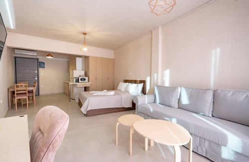 Psirri Apartment | Monastiraki metro station studio for 4 pers by MPS