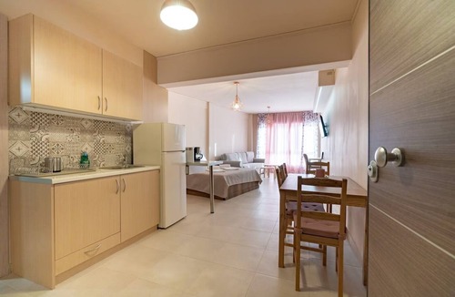 Psirri Apartment | Monastiraki metro station studio for 4 pers by MPS