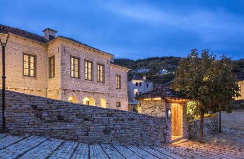 Ano Pedina Hotel | Monopatia Resort