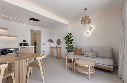Firostefani Apartment | Morfes 1 Bedroom aprt with Hot Tub and partial Sea View by Caldera Houses