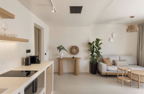 Firostefani Apartment | Morfes 1 Bedroom aprt with Hot Tub and partial Sea View by Caldera Houses