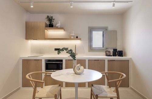 Firostefani House | Morfes Luxury Suites by Caldera Houses