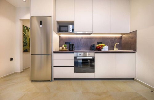 Lambi House | MS Beach Luxury Homes - Maria