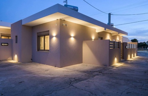 Lambi House | MS Beach Luxury Homes - Maria
