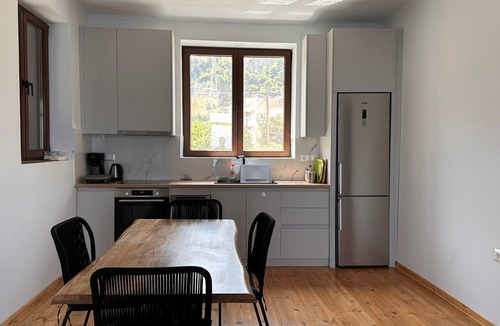 Derveni House | Muralis Mare Seaside Villa with Sea View, Wi-Fi, and Air Conditioning