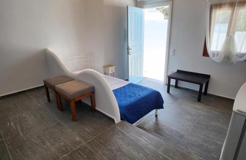 Psarou House | Mykonian Rooms