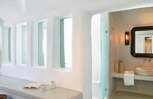 Platis Gialos Resort | Mykonos Blu, a Resort to Live