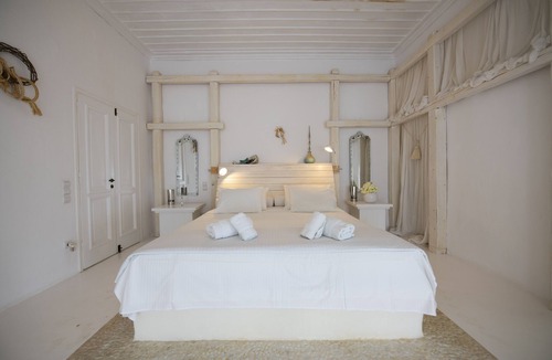 Plintri House | Mykonos Teatro Suites and Villa
