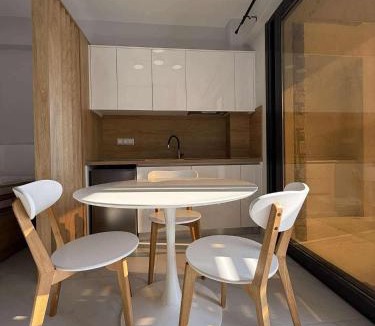Nea Peramos Apartment | N apartments