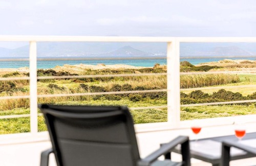 Plaka Apartment | Naxos Cube Villa