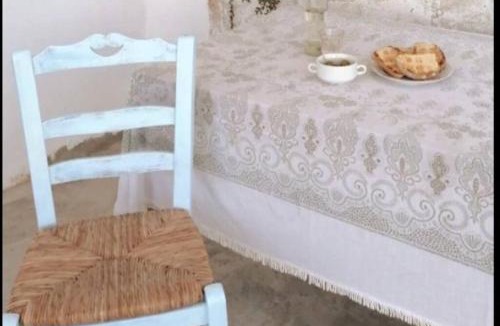 Naxos Apartment | Naxos Mountain Retreat - Tiny House Build on Rock