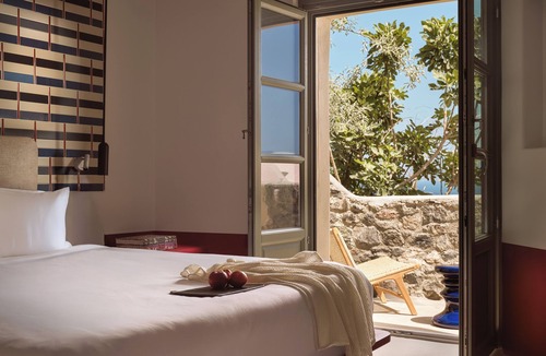 Finikia Hotel | Neema Maison Finikia Santorini