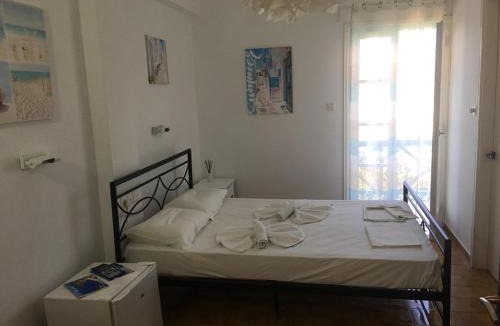 Ios Town House | Nefeli rooms Ios