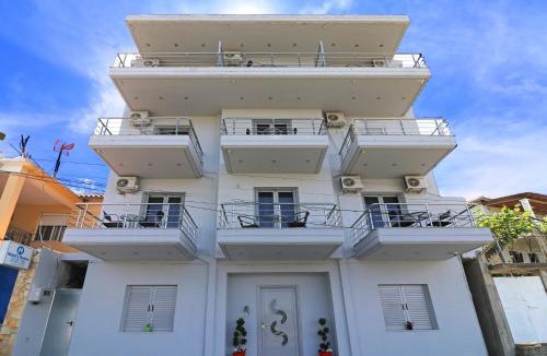 Himare House | Nefelis Rooms