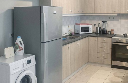 Neos Kosmos Apartment | Neos Kosmos Cozy Retreat - Central Comfort