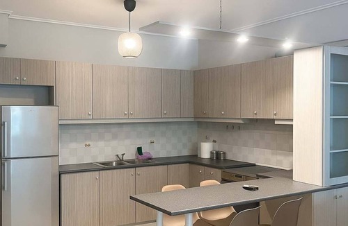 Neos Kosmos Apartment | Neos Kosmos Cozy Retreat - Central Comfort