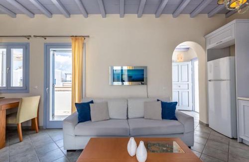 Ornos House | 'Nepheli' Mykonean Suite